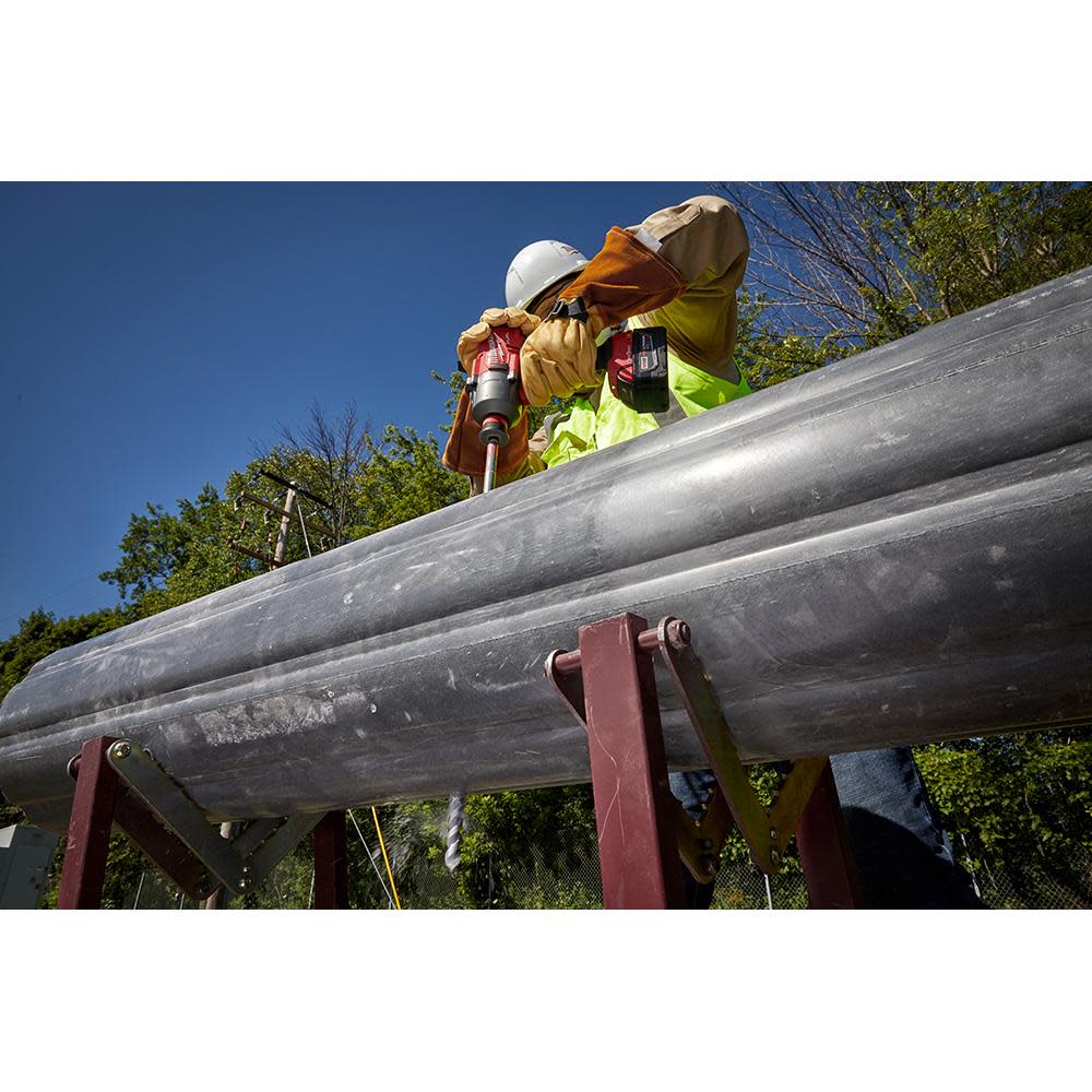 Milwaukee Shockwave Impact Duty Lineman Fiberglass Drill Bit 13/16″ x 22″ - Ascmtools