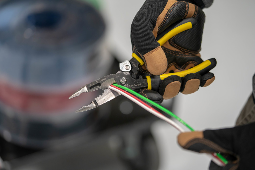 Southwire 5 in 1 Multi Tool Pliers - Ascmtools