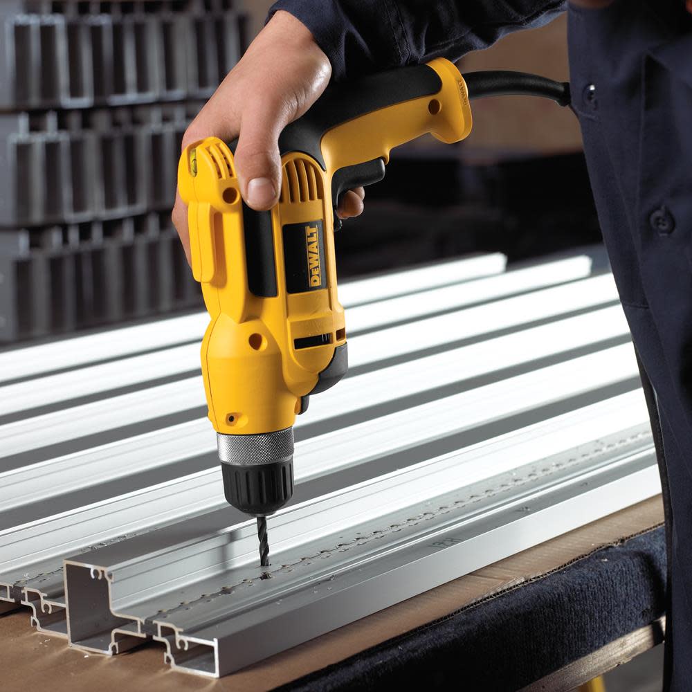 DEWALT 3/8″ (10mm) VSR Pistol Grip Drill Kit with Keyless Chuck - Ascmtools