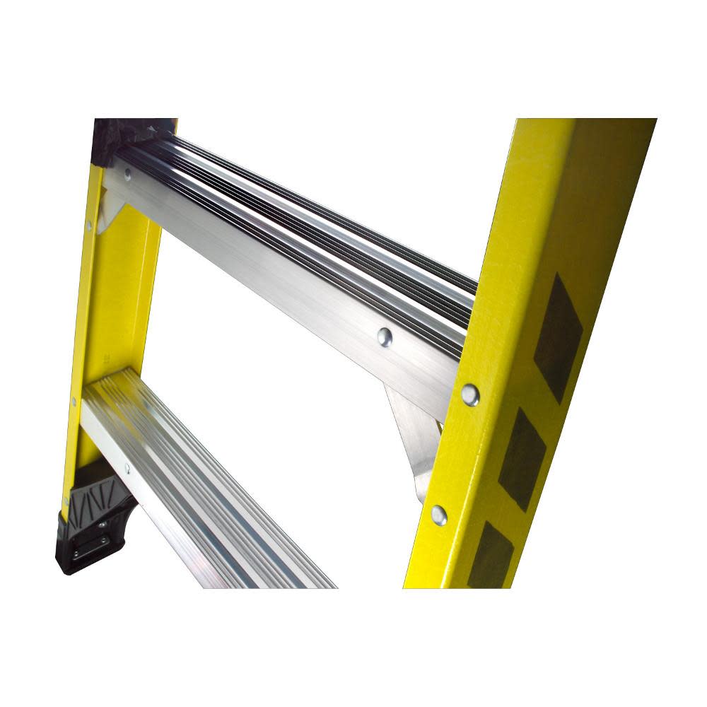 Werner 6 Ft. Type IAA Fiberglass Step Ladder - Ascmtools