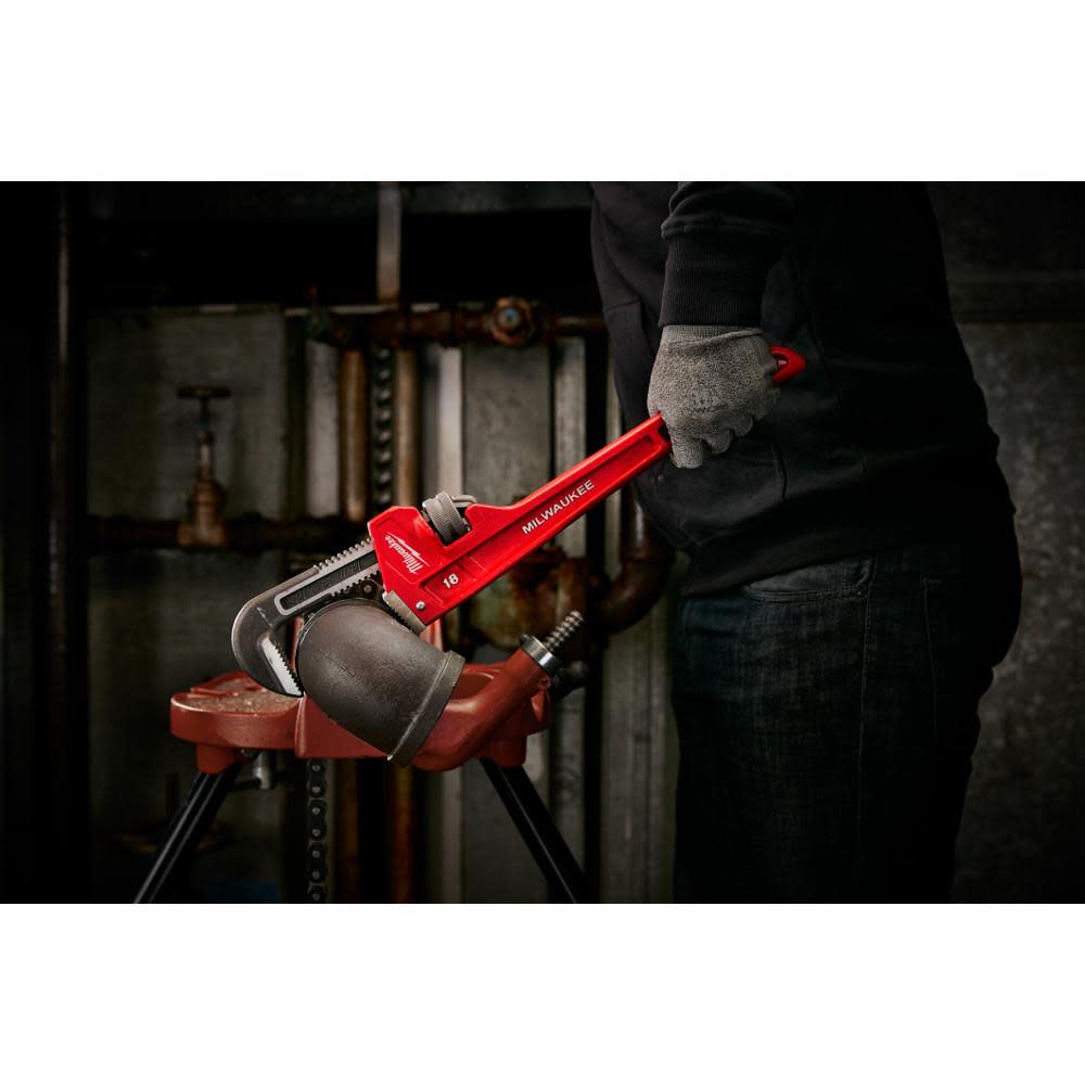 Milwaukee 18 in. Steel Pipe Wrench - Ascmtools