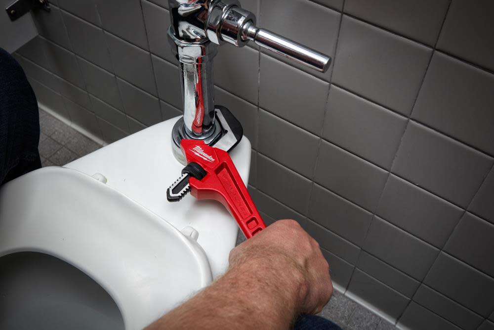 Milwaukee Steel Offset Hex Pipe Wrench - Ascmtools