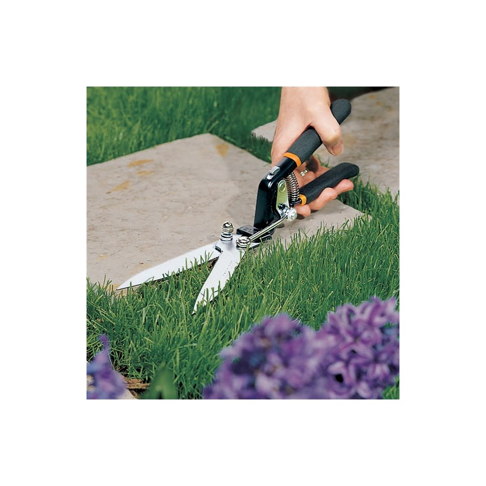 Fiskars 5″ Steel Blade Grass Shear with Aluminum Handle - Ascmtools