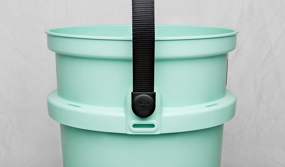Yeti The Loadout Bucket – Seafoam - Ascmtools