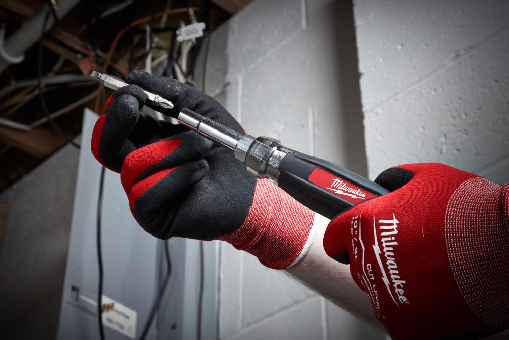 Milwaukee 13-in-1 Cushion Grip Screwdriver - Ascmtools