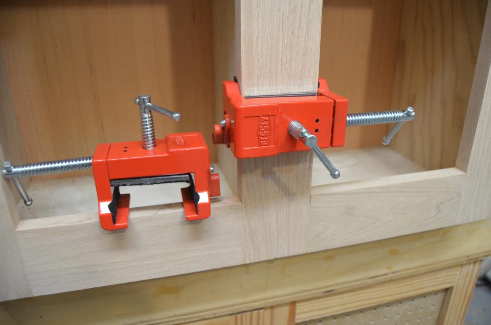 Bessey Cabinetry Clamp for Aligning Face Framed Box Cabinets - Ascmtools