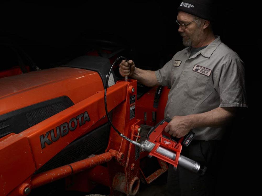 Milwaukee M12 Cordless Lithium-Ion Grease Gun (Tool Only) - Ascmtools