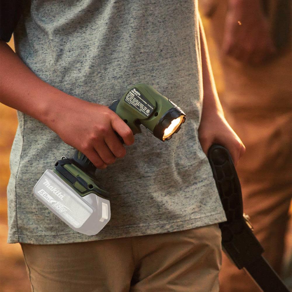 Makita Outdoor Adventure 18V LXT LED Flashlight - Ascmtools