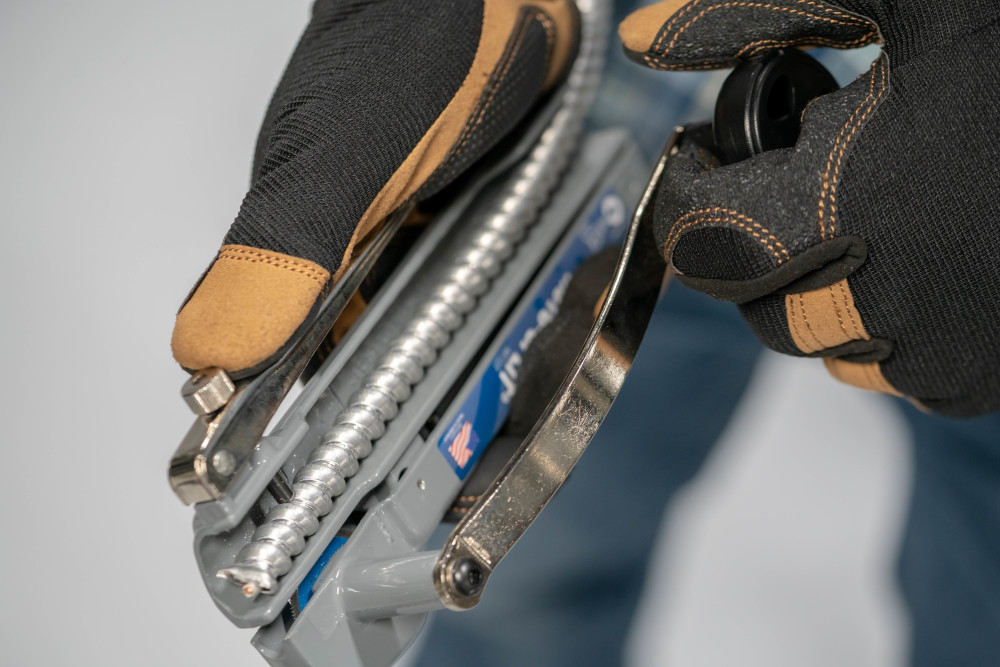 Southwire Rotary Cutter with Lever BX/MC - Ascmtools