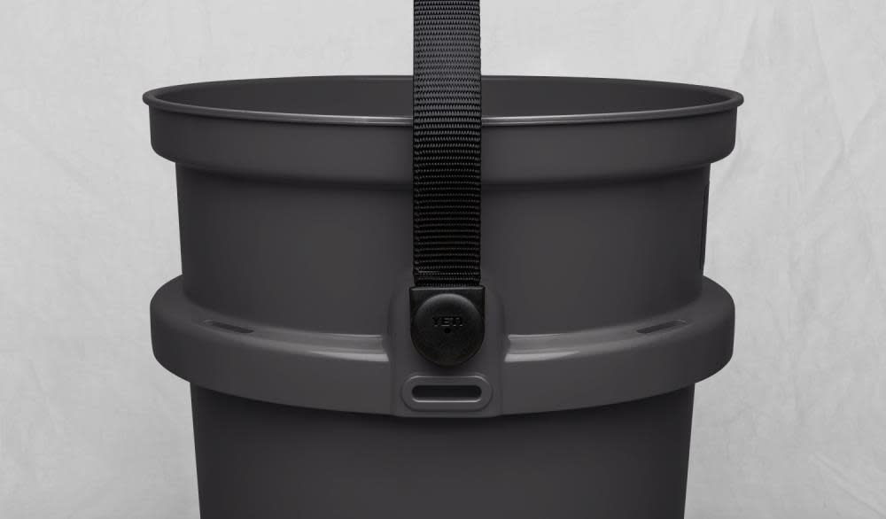Yeti The Loadout Bucket – Charcoal - Ascmtools