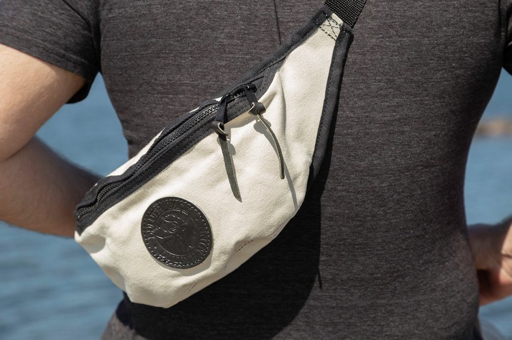 Duluth Pack 3 Liter Capacity Natural Medium Fanny Pack - Ascmtools
