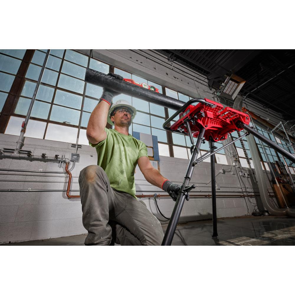 Milwaukee 6 Leveling Tripod Chain Vise - Ascmtools