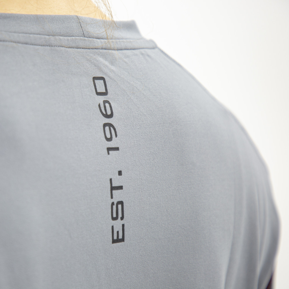 Eskimo Shanty Boss Long Sleeve Tee Womens Small - Ascmtools