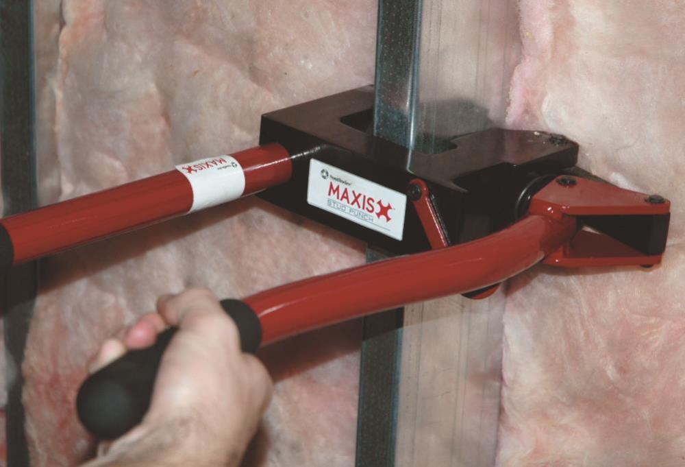 Southwire Manual Stud Punch with 7/8″ & 1 11/32″ Dies - Ascmtools