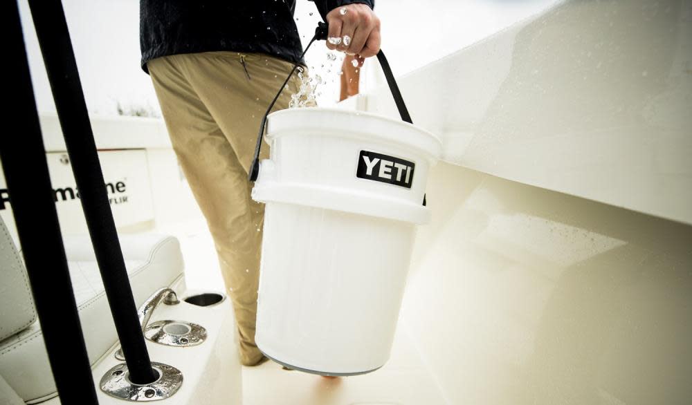 Yeti The Loadout Bucket – White - Ascmtools