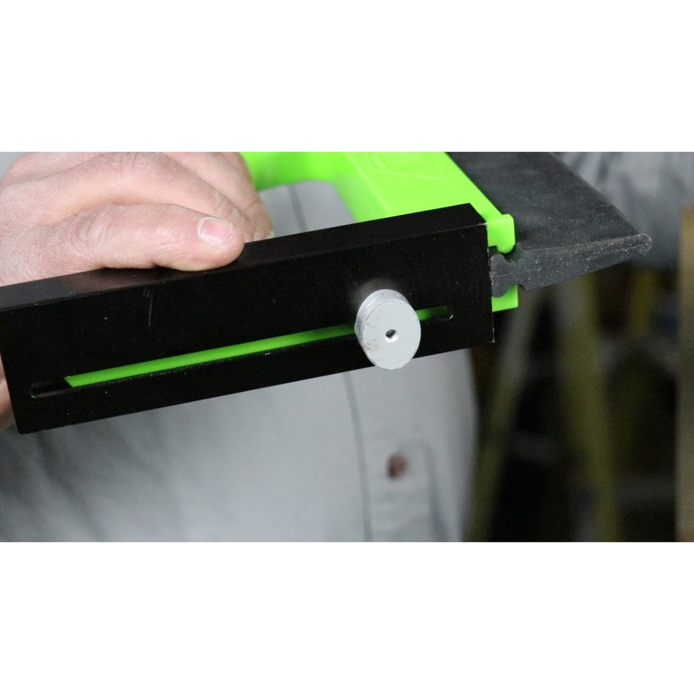 Bow Products GuidePro 6″ Vertical Band Saw Feed Guide - Ascmtools