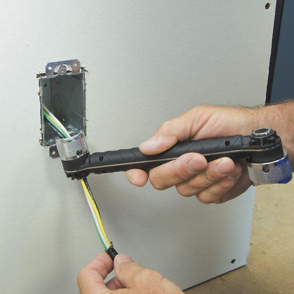 Klein Tools Conduit Locknut Wrench 1/2″ 3/4″ - Ascmtools