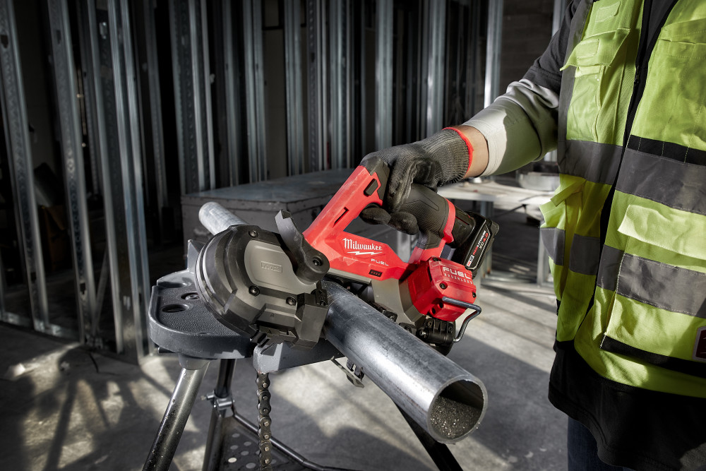 Milwaukee M12 FUEL Compact Band Saw Kit - Ascmtools