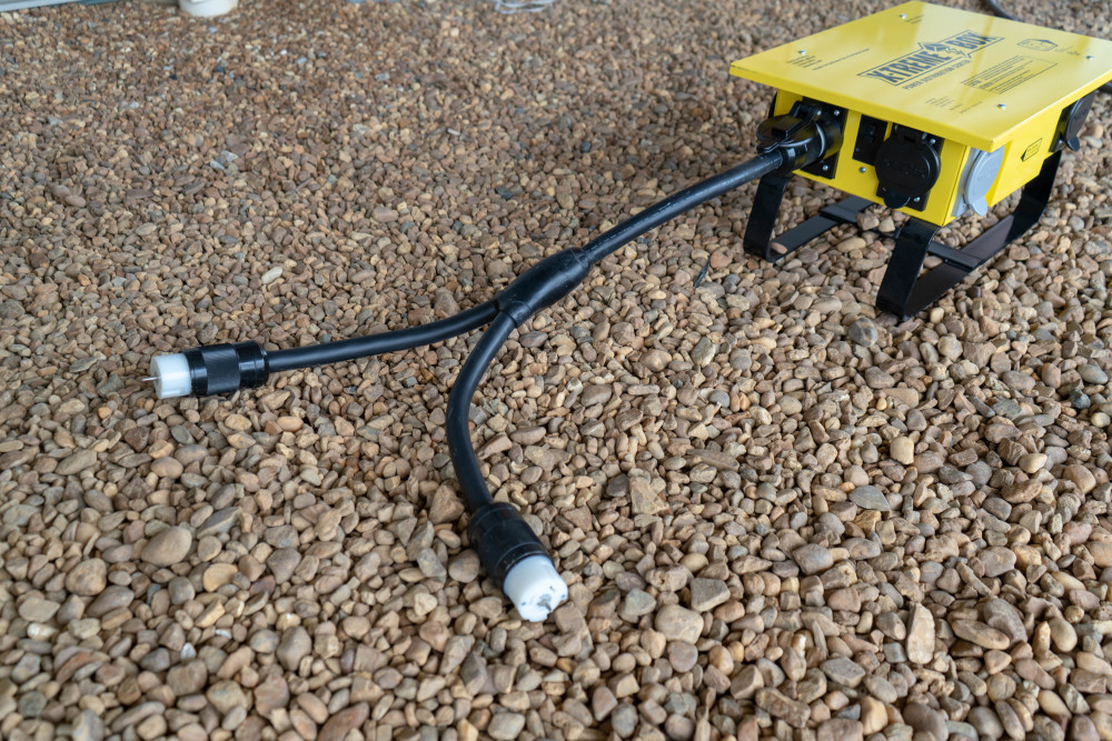 Southwire Y-Adapter 3′ 6/4 SEOW - Ascmtools