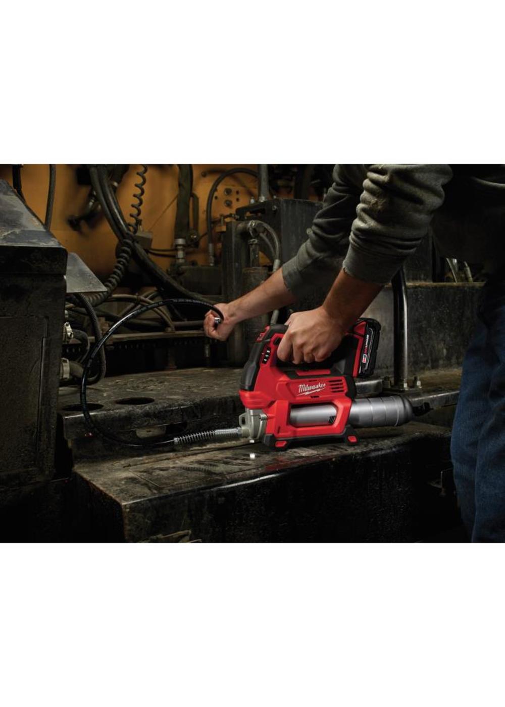 Milwaukee M18 2-Speed Grease Gun 2CT Kit - Ascmtools