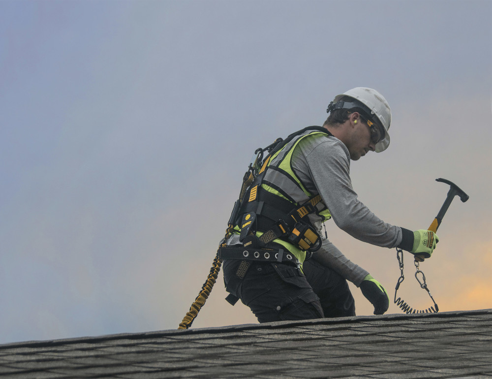 DEWALT Coiled Tool Lanyard 2lb - Ascmtools