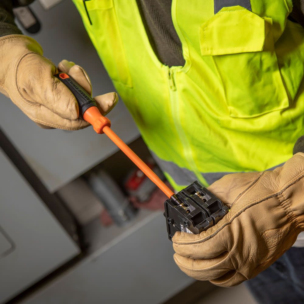 Klein Tools 6″ Insulated Screwdriver #2 Square - Ascmtools