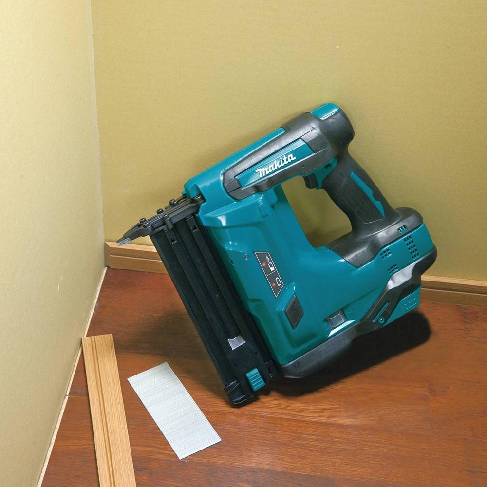 Makita 18V LXT Lithium-Ion Cordless 2In 18ga Brad Nailer (Tool Only) - Ascmtools