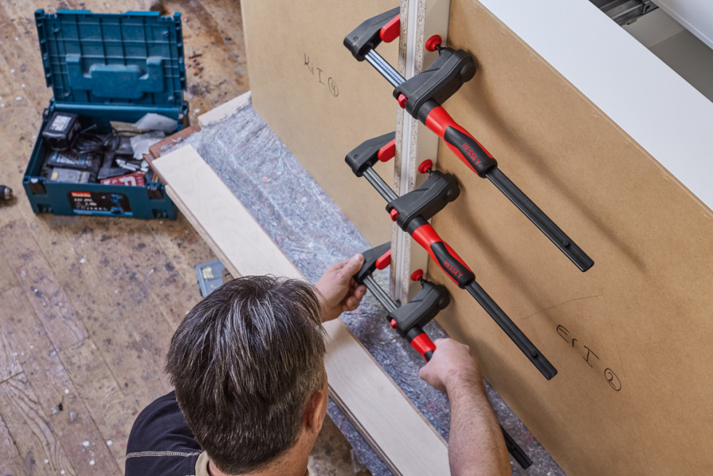 Bessey GearKlamp 18 In. Capacity 2-3/8 In. Throat 450 Lbs. Clamping Force - Ascmtools