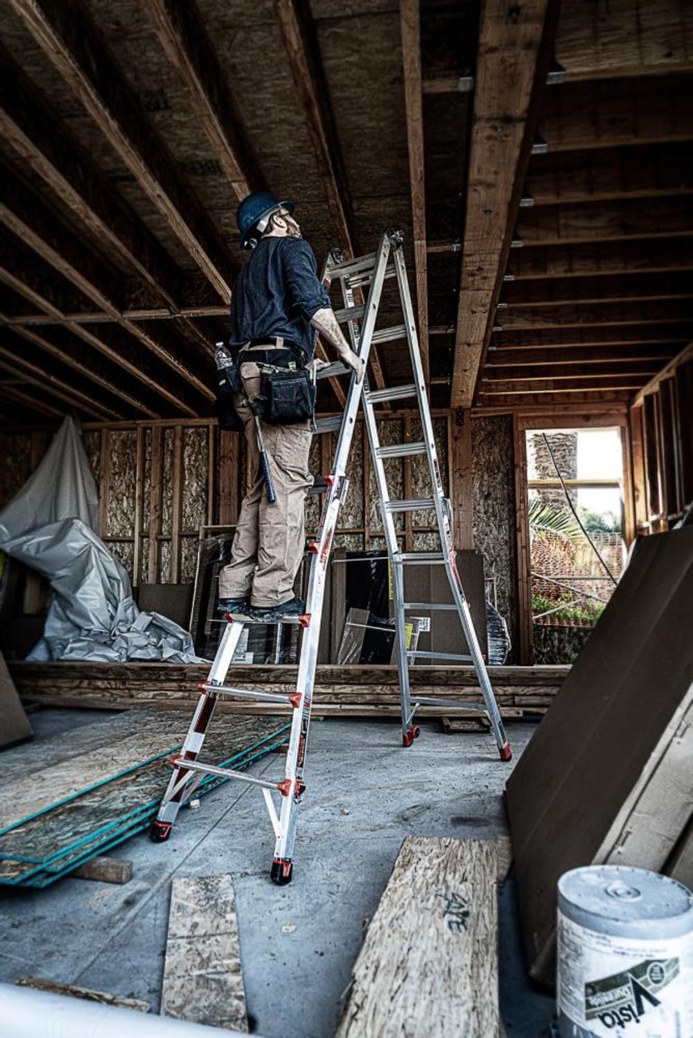 Little Giant Safety Revolution M22 Aluminum Type-1A 300lb Telescoping Multi-Position Ladder with Ratchet Leg Leveler - Ascmtools