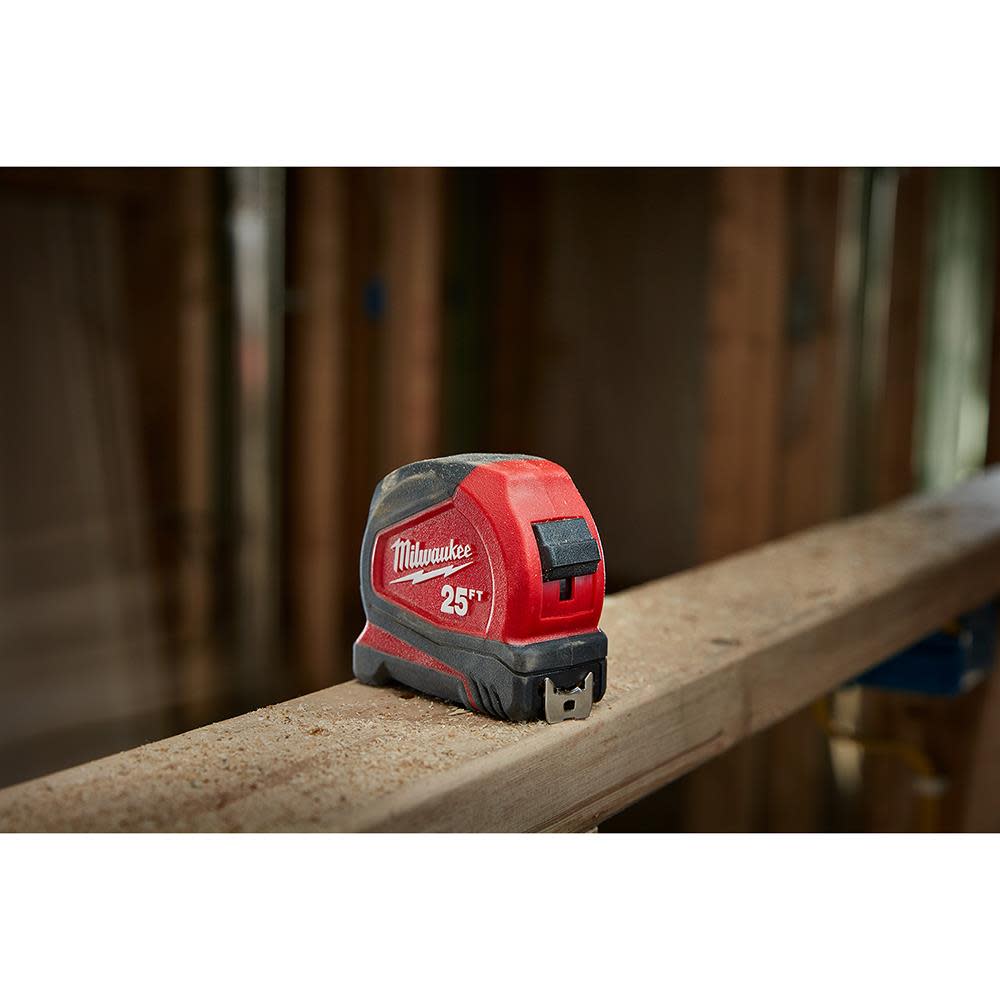 Milwaukee 25 ft. Compact Auto Lock Tape - Ascmtools
