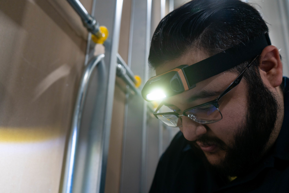 Southwire 120 Lumen LED Headlamp - Ascmtools