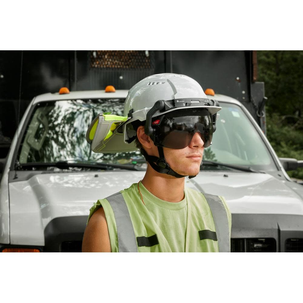 Milwaukee BOLT Eye Visor Clear Dual Coat Lens Compatible with Safety Helmets - Ascmtools