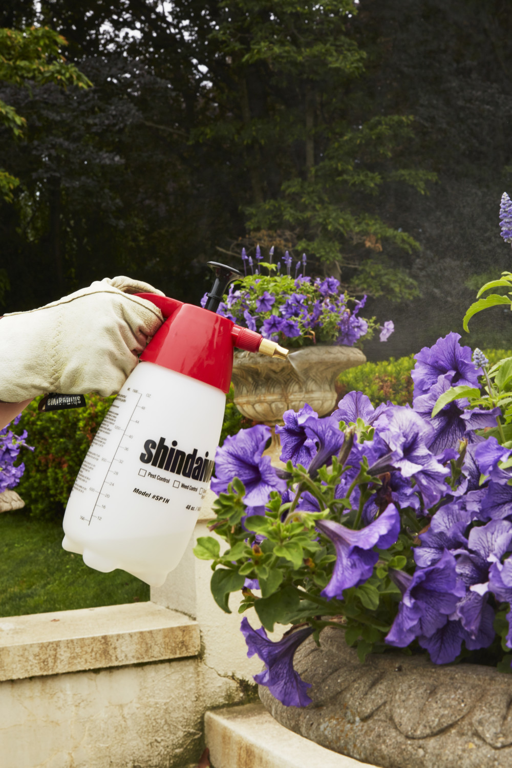 Shindaiwa Handheld Sprayer 48 Fluid Ounce 45 PSI Piston Style - Ascmtools