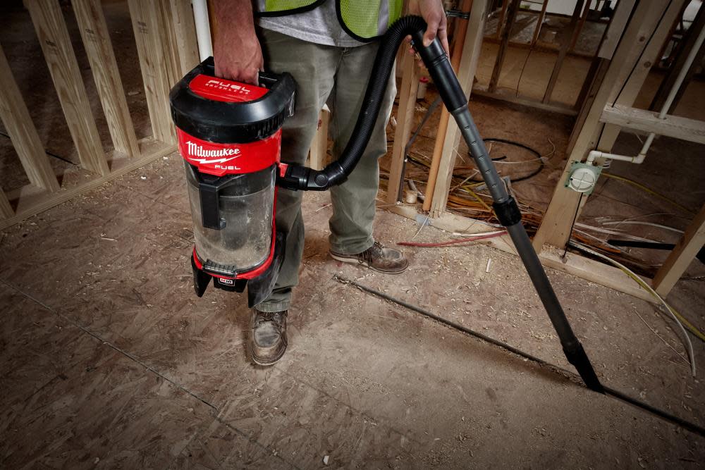 Milwaukee M18 FUEL 3-in-1 Backpack Vacuum - Ascmtools