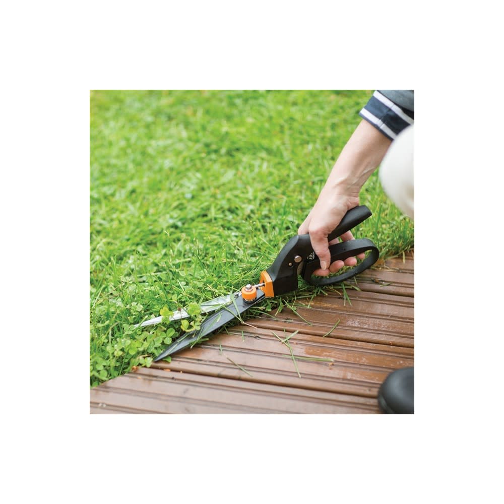 Fiskars 5″ Steel Blade Swivel Grass Shear with Steel Handle - Ascmtools