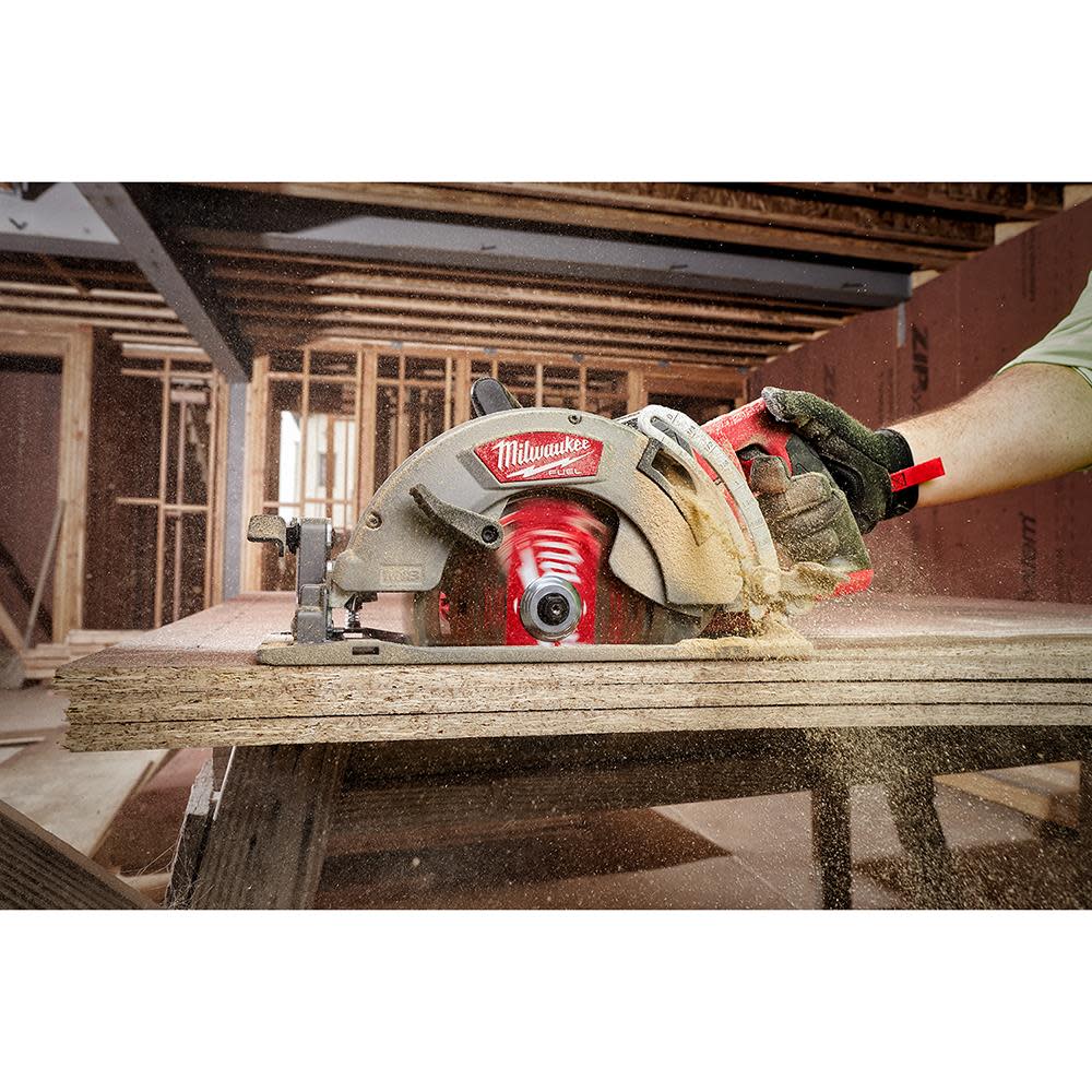 Milwaukee M18 FUEL Rear Handle 7-1/4 in. Circular Saw Kit - Ascmtools