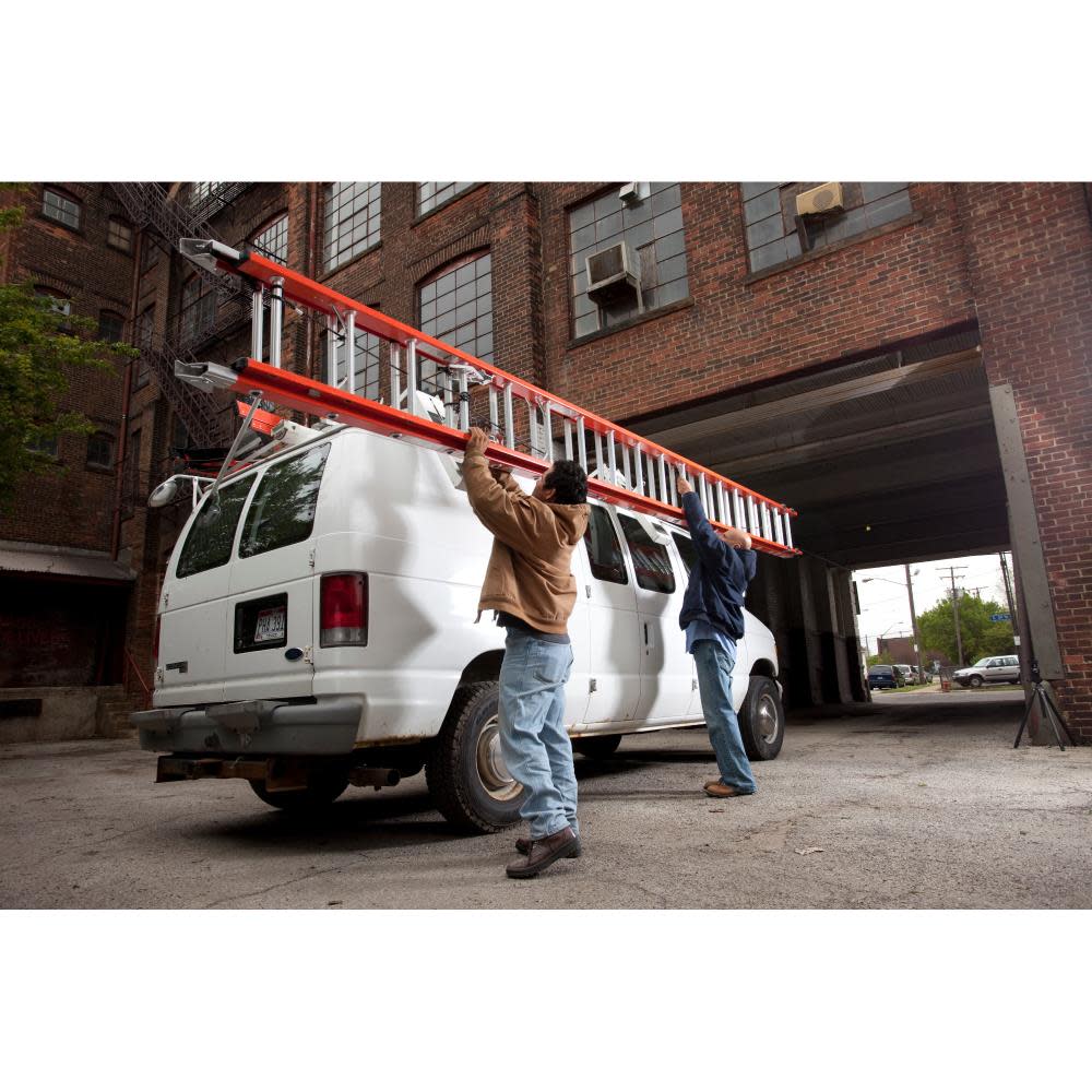 Werner 16-ft Fiberglass 300-lb Type IA Extension Ladder - Ascmtools