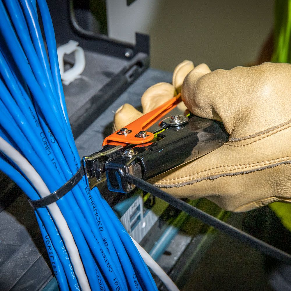 Klein Tools Nylon Tie Tensioning Tool - Ascmtools