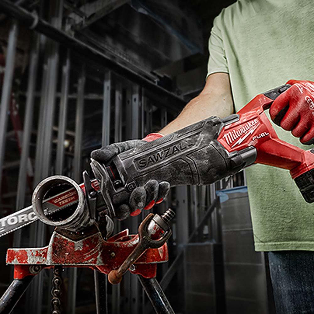 Milwaukee M18 FUEL SAWZALL Reciprocating Saw with ONE-KEY – 2 Battery XC5.0 Kit - Ascmtools