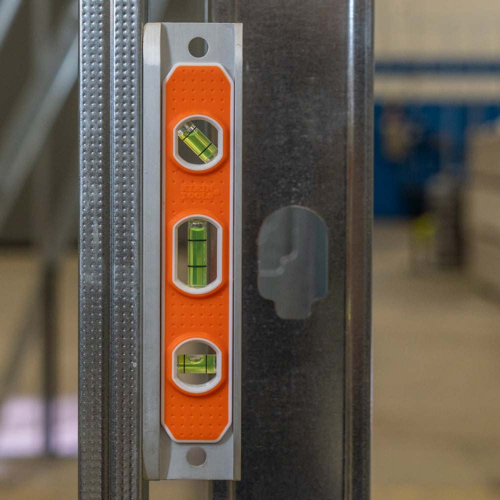 Klein Tools Aluminum Torpedo Level RE Magnet - Ascmtools