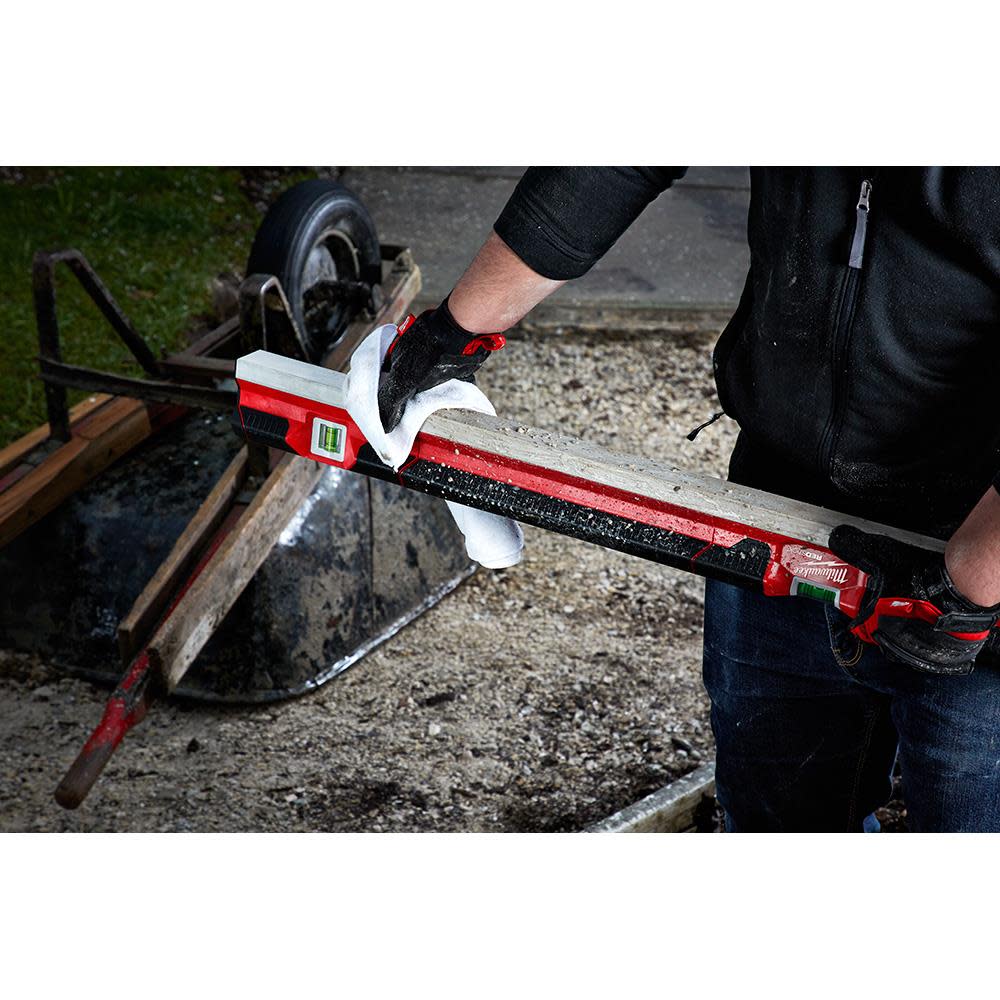 Milwaukee 48 in. REDSTICK Concrete Screed Level - Ascmtools