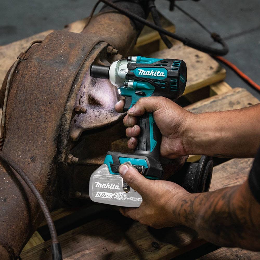 Makita 18V LXT Impact Wrench 3/8″ Sq Bare Tool - Ascmtools