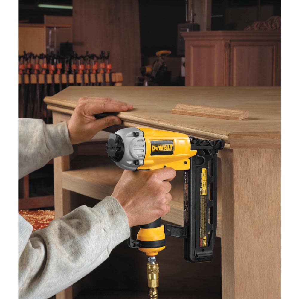 DEWALT HEAVY-DUTY STRAIGHT FINISH NAILER (D51257K) - Ascmtools