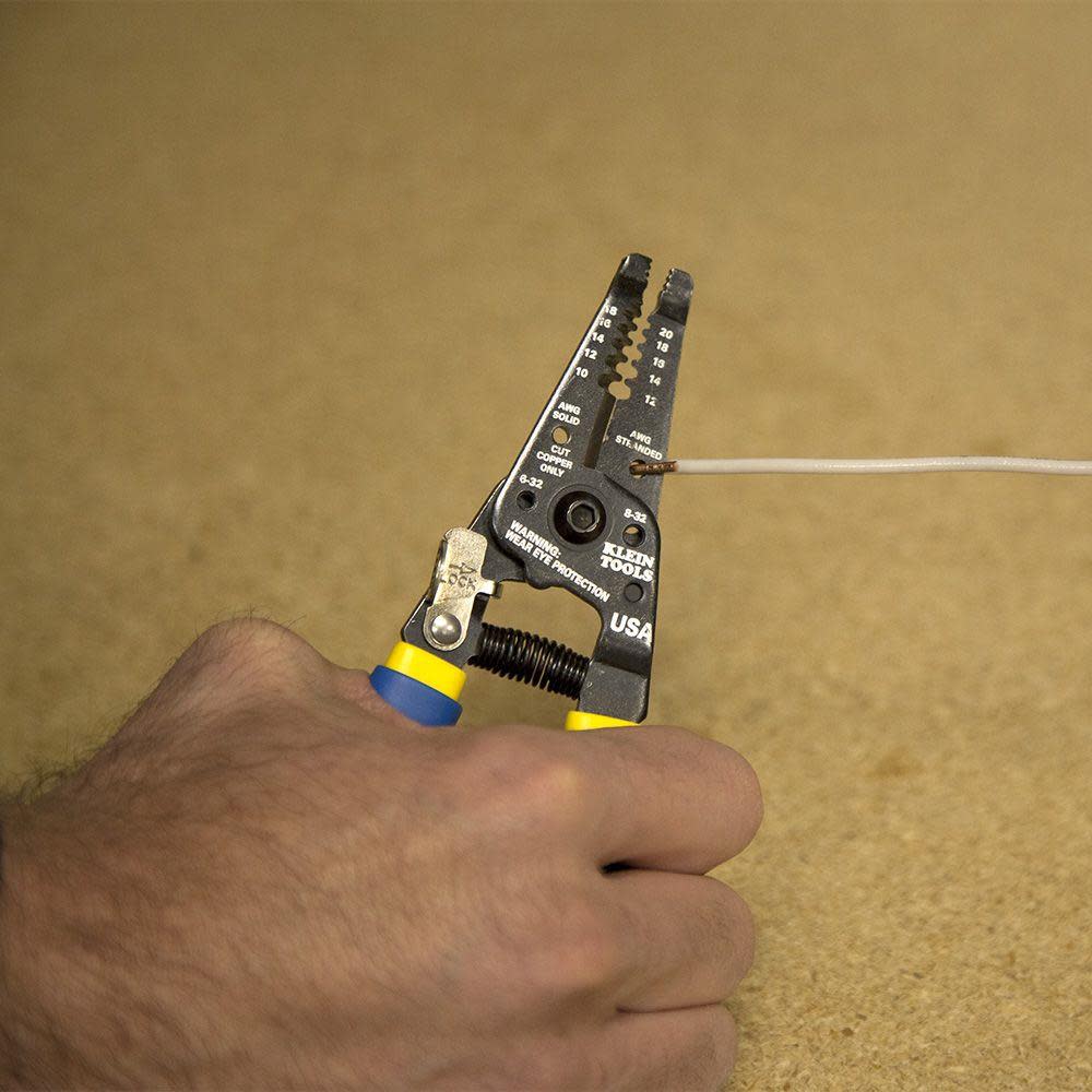 Klein Tools Kurve Wire Stripper/Cutter #10-18 Solid and #12-20 Stranded - Ascmtools