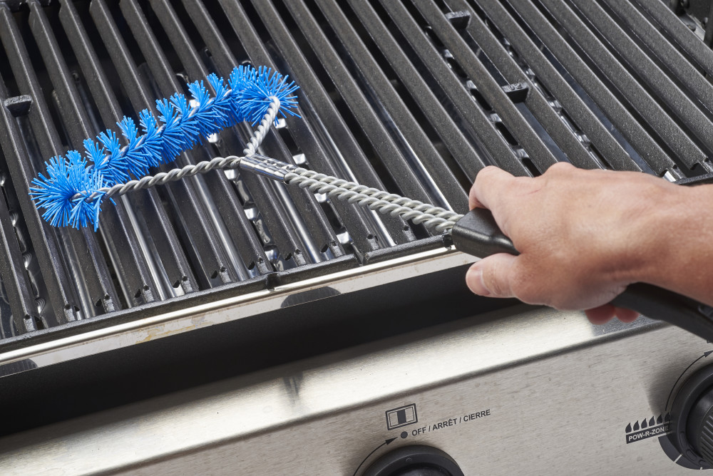 Broil King Twisted Nylon Tri-Head Grill Brush - Ascmtools