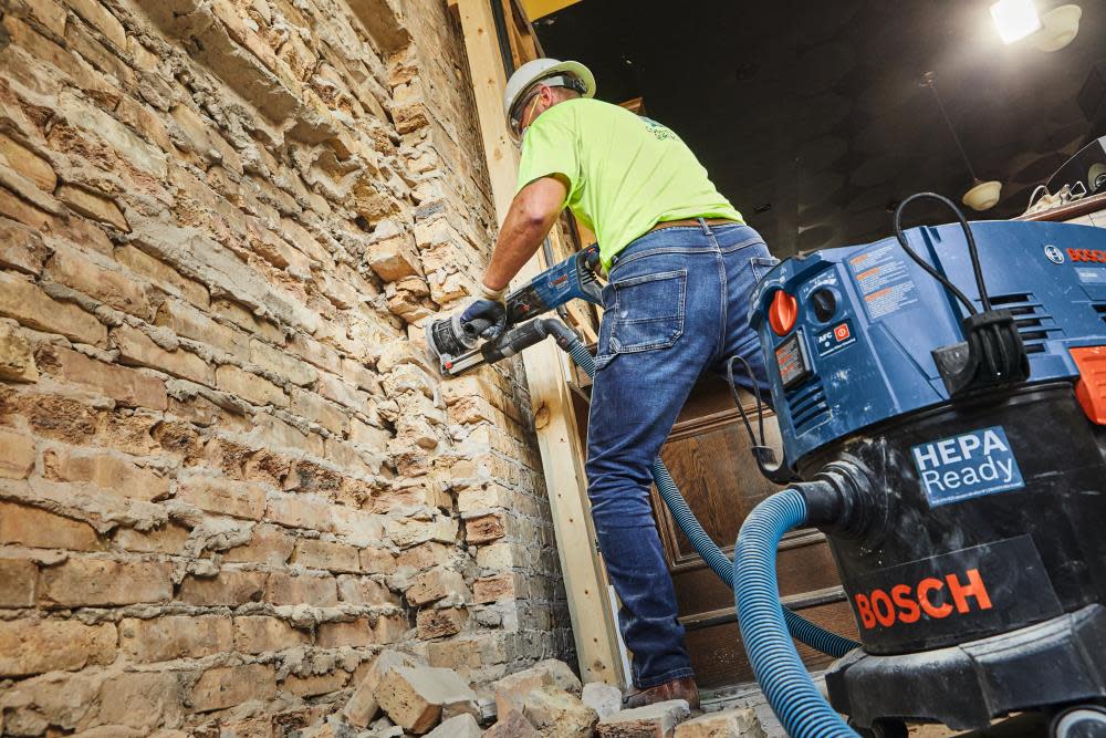 Bosch 18V Bulldog 1 1/8″ Rotary Hammer Kit - Ascmtools