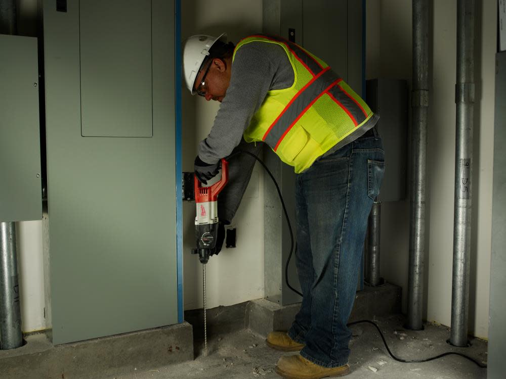 Milwaukee 1″ SDS Plus Rotary Hammer Kit Reconditioned - Ascmtools