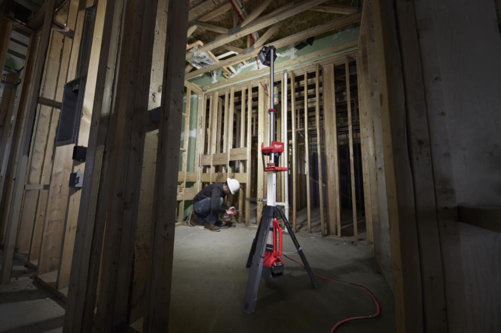 Milwaukee M18 ROCKET Dual Power Tower Light - Ascmtools