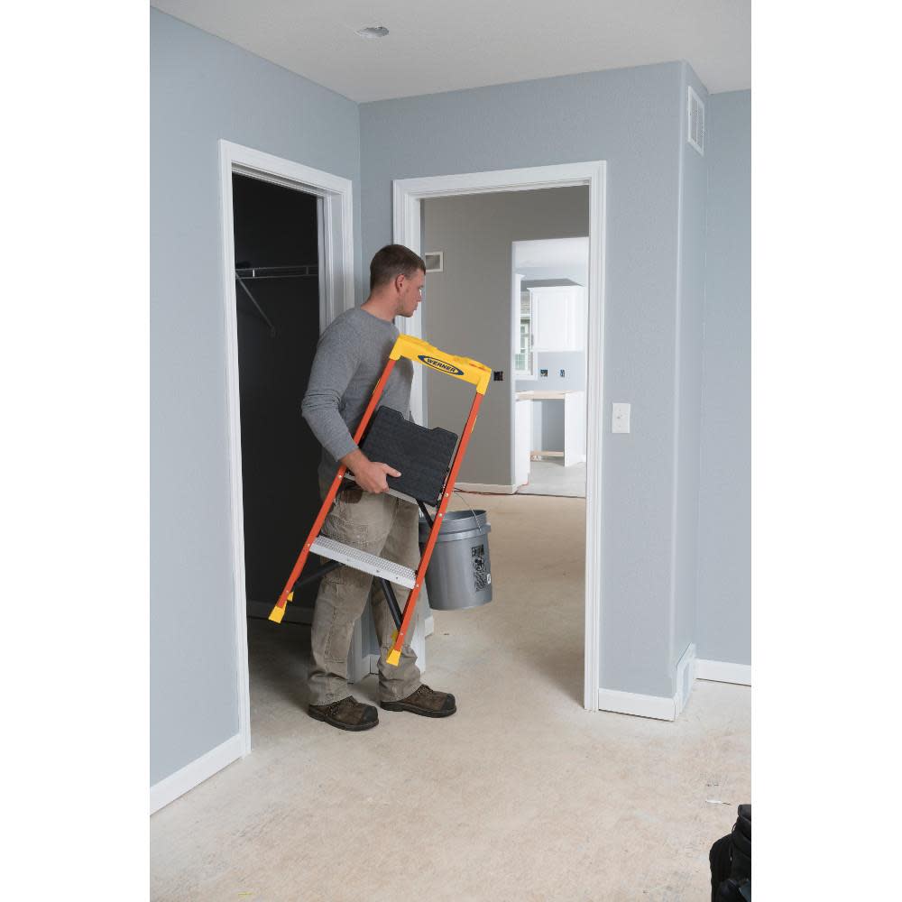 Werner 5.5 Ft. Type IA Fiberglass Compact Step Ladder - Ascmtools