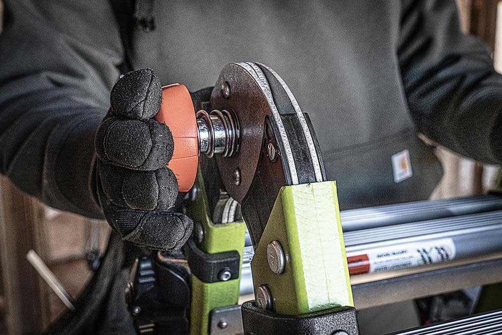 Little Giant Safety Dark Horse 2.0 M17 Ladder Type 1A Brown Box - Ascmtools